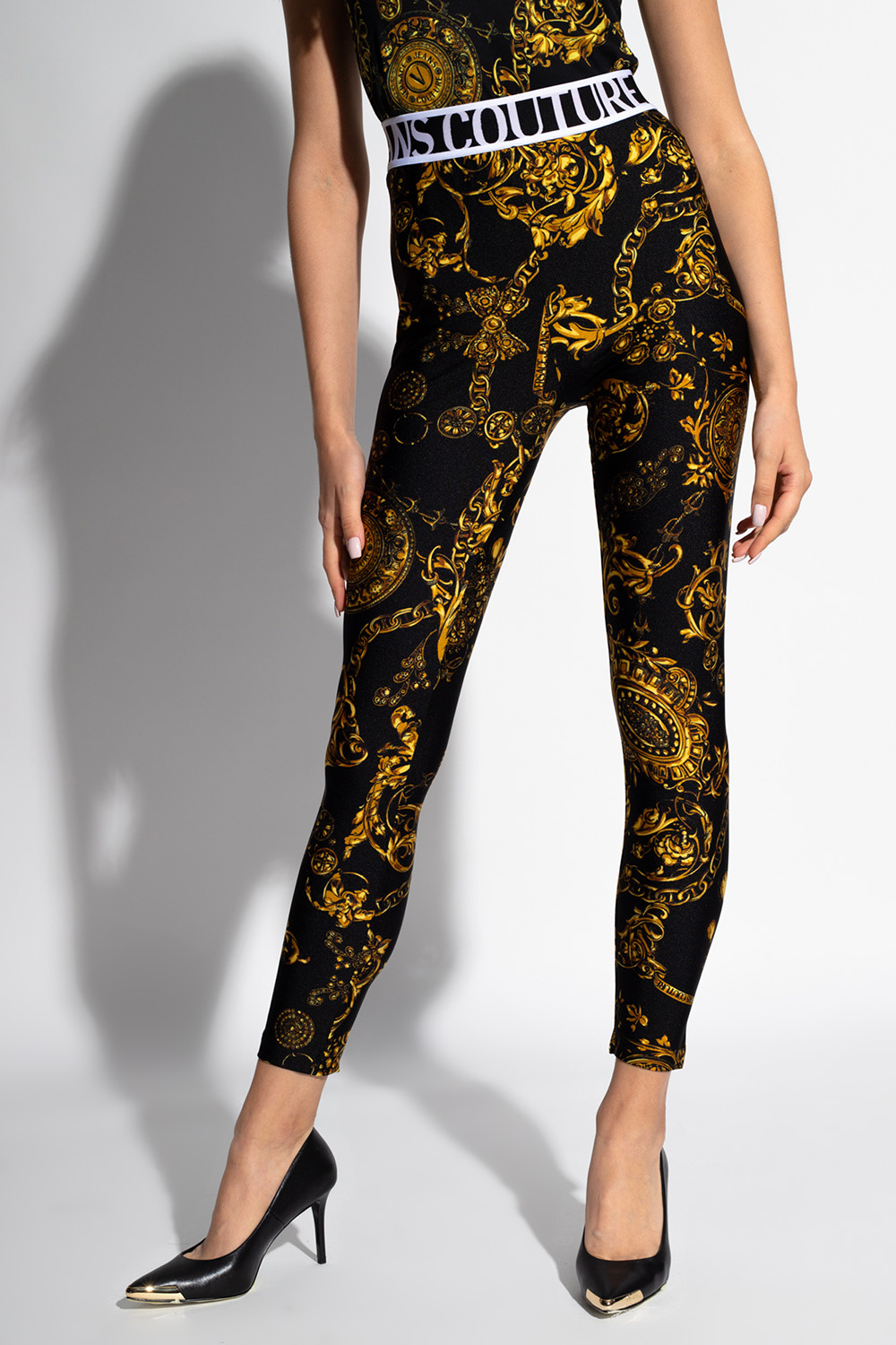 ボトムスその他 VERSACE JEANS FW23 Logo print leggings (75HAC101JS219 899) Leggings with logo Versace Jeans Couture